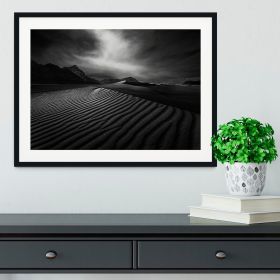 Desert In Greyscale Framed Print (Color: White/No White Edging, size: 12" x 8" / 30cm x 20cm (approx))