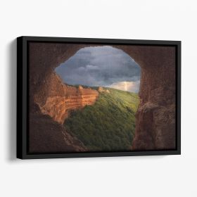 Las Macdulas El Bierzo Floating Framed Canvas (Color: Black, size: 36" x 24" / 90cm x 60cm (approx))